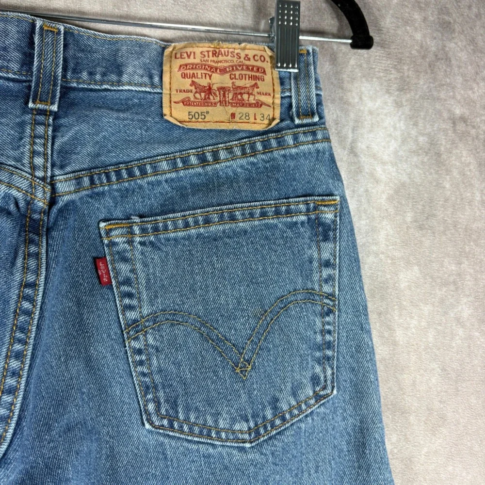 Levis Jeans Men 28x34 Blue 505 Regular Fit Straight Leg Denim Casual Everyday